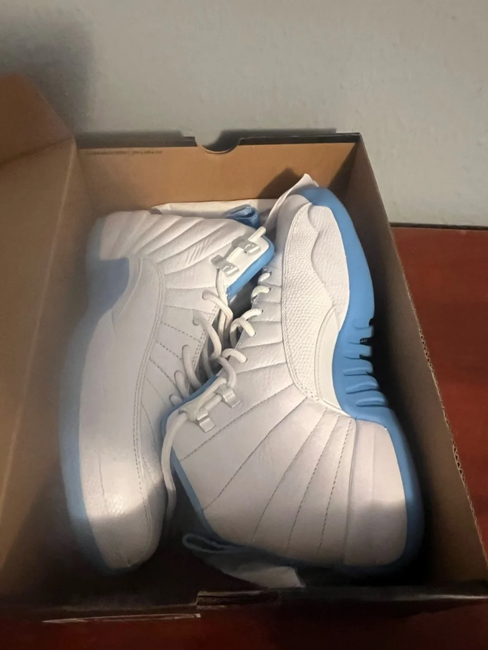 Jordan Men's Athletic Shoes White and Light Blue Retro 12 Melo Sz 7